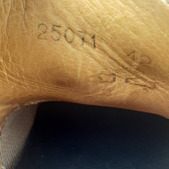 WIDE WIDTH Birkenstock German Leather barefoot shaped shoe EU42/9.5us/Women11us - Picture 3 of 4